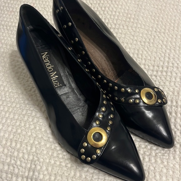 Nando Muzi Shoes - Women’s Nando Muzi Black Heels Size 8.5 Gold Stud Accents Made in Italy Pointed